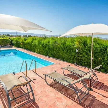 In Sleeps 6 Includes Swimming Pool Air Con And Wifi 7 6 * Mavroli